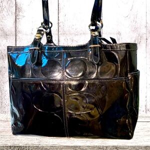 Coach Vintage‎ wCOA Patent Leather Satchel